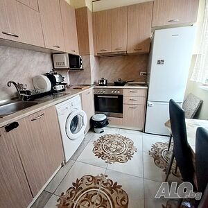 нощувки Двустаен апартамент в центъра на гр. Бургас месечно или нощувки