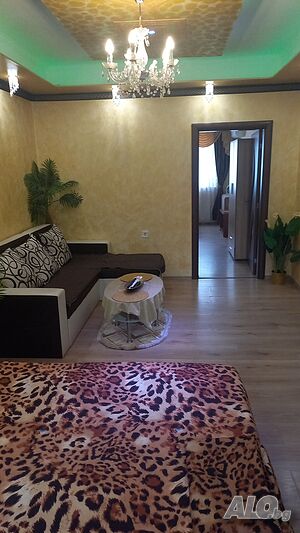 нощувки Едностаен апартамент в центъра на гр. Бургас месечно или нощувки