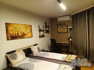 нощувки Апартамент Богословови - До Морско училище, ВИНС и Спортна зала.