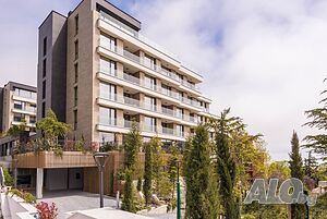 нощувки Azur Panorama | Дизайнерски апартамент с изглед към морето и паркомясто