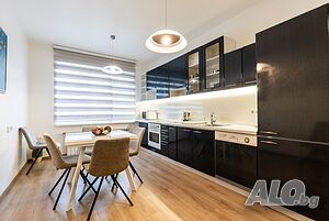 нощувки Нощувки Finest 3BR Downtown - София