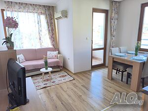 нощувки Двустаен апартамент на метри от Морската градина и центъра!