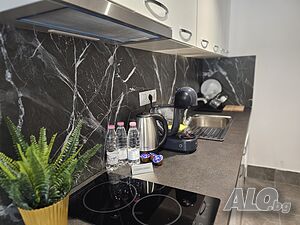 нощувки Continental Studios 1.7 Чисто нови Луксозни Апартаменти в Бутикова сграда за нощувки Студентски град
