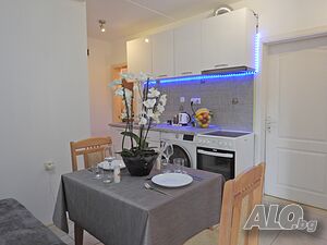 нощувки Двустаен (хол/кухня + спалня) - Център