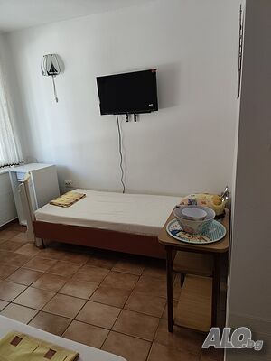 Стая под наем Уютна стая с три единични легла