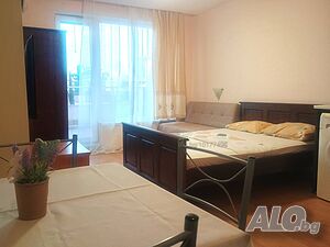 нощувки 📍ТОП ЛОКАЦИЯ | Практично студио с паркомясто в центъра на Слънчев бряг, до автогарата