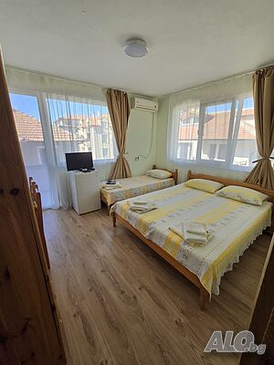 Стая под наем Две стаи за до 5 човека Сентръл Блу Поморие стар град