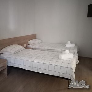 нощувки Отдавам студио за нощувки БОЖУР