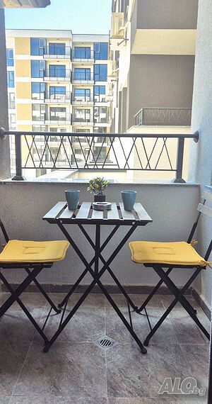 нощувки Чисто нов луксозен апартамент НСА с паркомясто