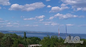 Стая под наем Едностаен апартамент Срещу морето, близо до центъра.