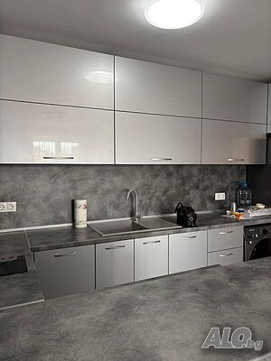 нощувки Нов тристаен апартамент до гребна база за нощувки