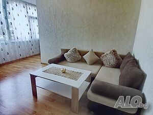 нощувки Нощувки в тристаен апартамент център