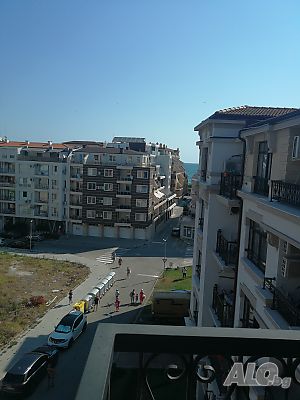 нощувки Апартамент Костови Айвазовски парк