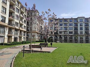нощувки Апартамент Сани Айвазовски парк