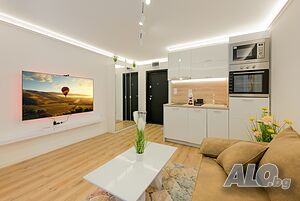 нощувки White Studio