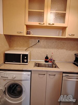 нощувки Нощувки център гр. Варна -с място за паркиране 35 Евро на вечер