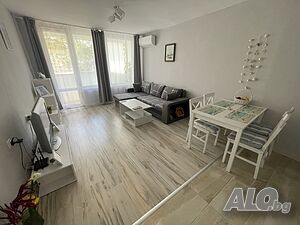 нощувки Апартамент за нощувки, цена 60 евро (летния сезон 90 евро)