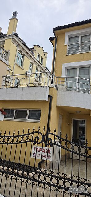 Стая под наем Стаи под наем