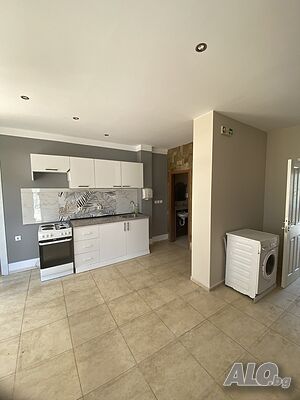 нощувки Апартамент под наем с басейн