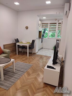 нощувки Десафинадо апартамент топ център /паркомясто
