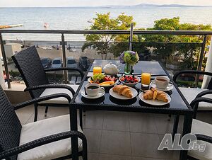 нощувки 🌊 Вашият перфектен уикенд край морето започва тук... ❤️Romantic Weekend & 👨‍👩‍👧‍👦Family Weekend