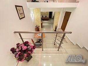 image_9