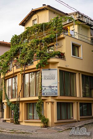  Къща за гости GUEST HOUSE Mrenitsov - Апартаменти и студиа в центъра на Пловдив (до 17 човека)