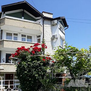 Къщи за гости Къща Хрисулина в Обзор