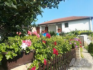 Къщи за гости Къщи за гости - село Мадара