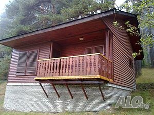 Къщи за гости Вила Канадска