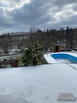  Вила под наем Великови