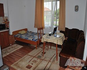 Стая под наем Къща Роеви в Равда