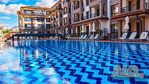 нощувки Aпартаменти за нощувки в луксозен комлекс на първа линия