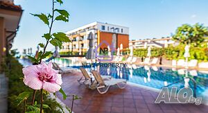 нощувки Нощувки двустаен апартамент с гледка море в затворен комплекс на първа линия Сарафово!