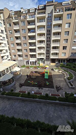 нощувки Тристаен апартамент за нощувки в затворен комплекс Перла