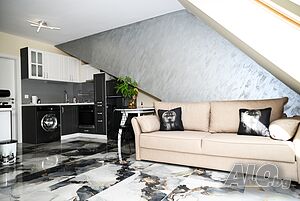 нощувки Двустаен апартамент Бисер в идеалния център на града