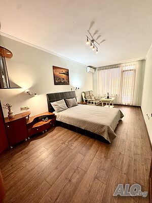 нощувки Апартамент за нощувки к.к Златни пясъци, Иглика 1