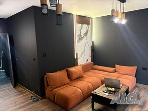 нощувки Уникален имот! Луксозен двустаен апартамент- Колхозен пазар!