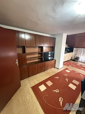 Стая под наем Отдавам етаж под наем за работници!