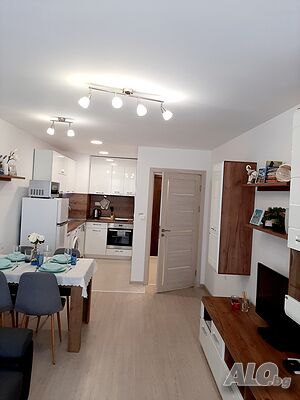 нощувки 2 Апартамента за гости: БУРГАСкс. Славейков и БУРГАСкв. Сарафово.