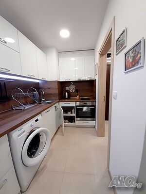 нощувки 2 Апартамента за гости: БУРГАСкс. Славейков и БУРГАСкв. Сарафово.