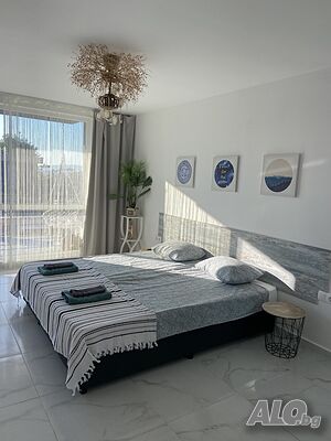 нощувки Апартамент Порт Лозенец Морска Гледка, тристаен, първа линия