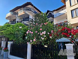 Стая под наем Къща за гости ”Старата къща” Лозенец