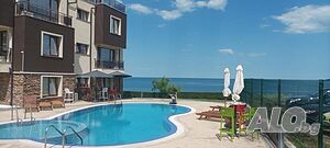 нощувки Swan Bay - Комплекс с басейн на първа линия в Черноморец